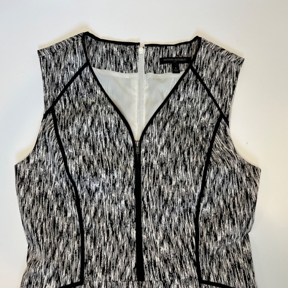 Banana Republic Dress - Office Career Shift Dress - Size 6 - EUC - Black White - Picture 7 of 16